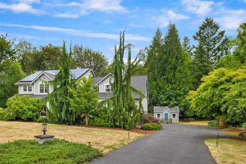 $1,800,000 | 14230 229th Avenue Northeast, Woodinville, WA 98077