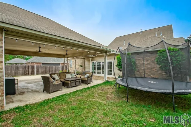 $600,000 | 215 Wylie Drive, Baton Rouge, LA 70808