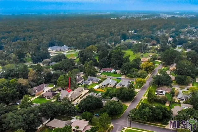 $600,000 | 215 Wylie Drive, Baton Rouge, LA 70808