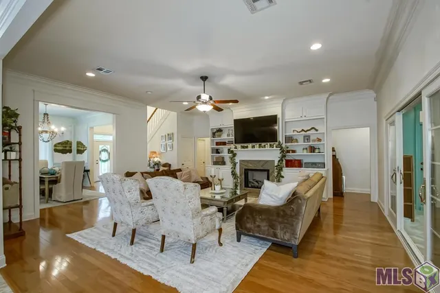 $600,000 | 215 Wylie Drive, Baton Rouge, LA 70808