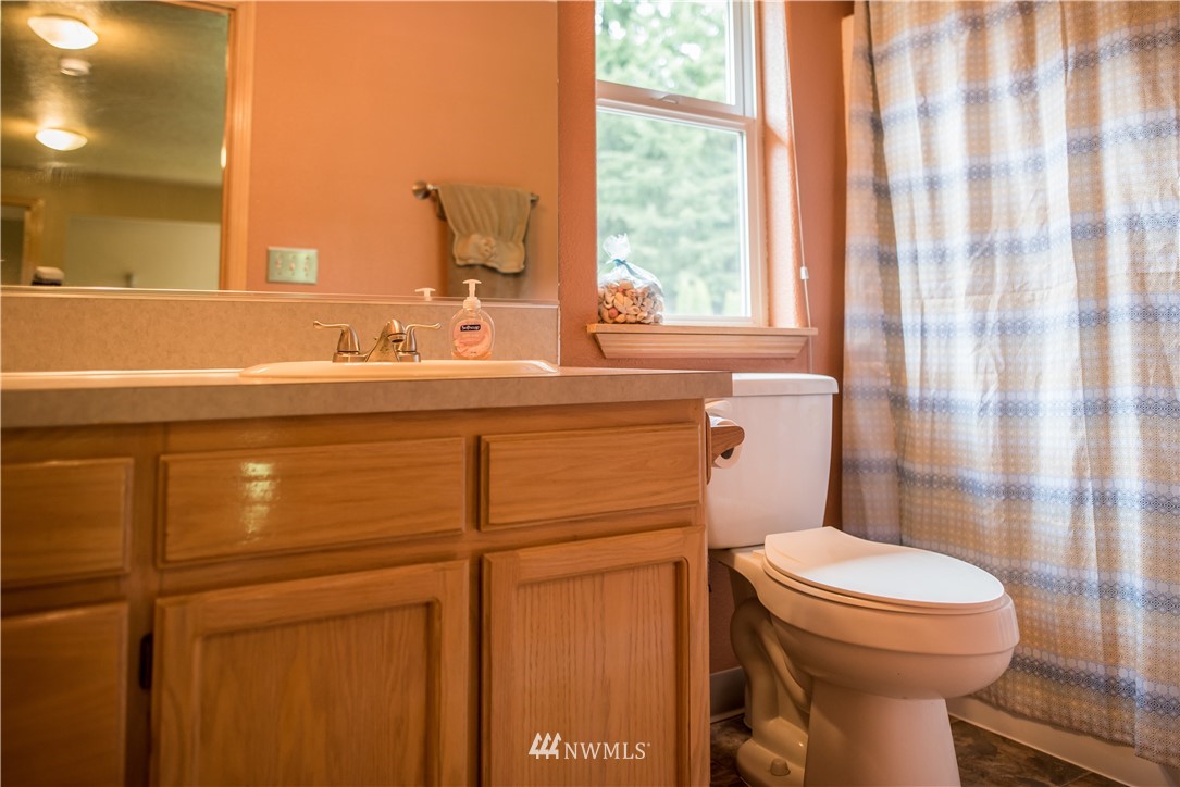 255 Grasseth Poston Road Longview, WA 98632 - Photo 24 of 36 Gallery Image 24