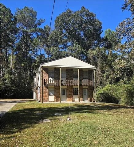 $1,400 | 20121 Helenbirg Road, Unit 1, Covington, LA 70433