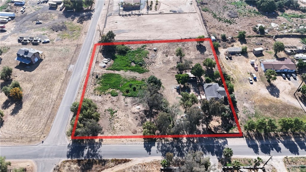 20530 Clark Street Perris, CA 92570 - Photo 23 of 25 an outdoor space with patio