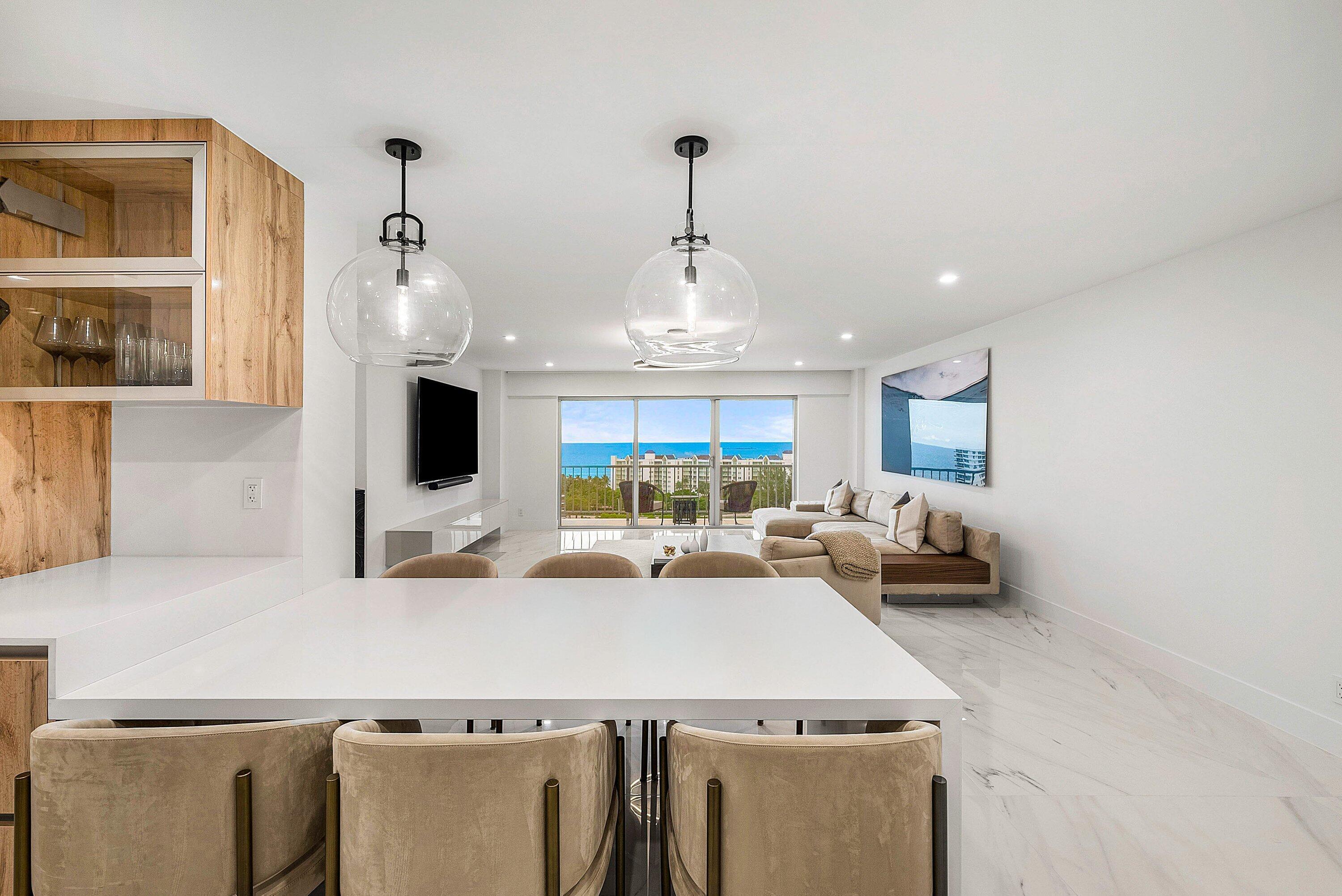 875 East Camino Real, Unit 16C Boca Raton, FL 33432 - Photo 5 of 40 009-875EastCaminoReal-16C-BocaRaton-FL-3