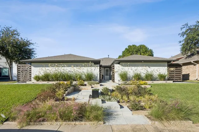 $757,500 | 6023 Black Berry Lane, Dallas, TX 75248