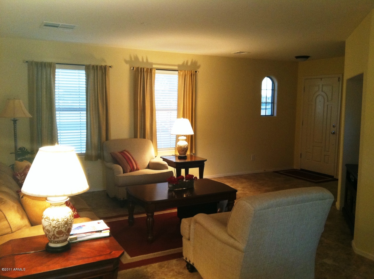 3546 East Milky Way Gilbert, AZ 85295 - Photo 5 of 14 Great Room
