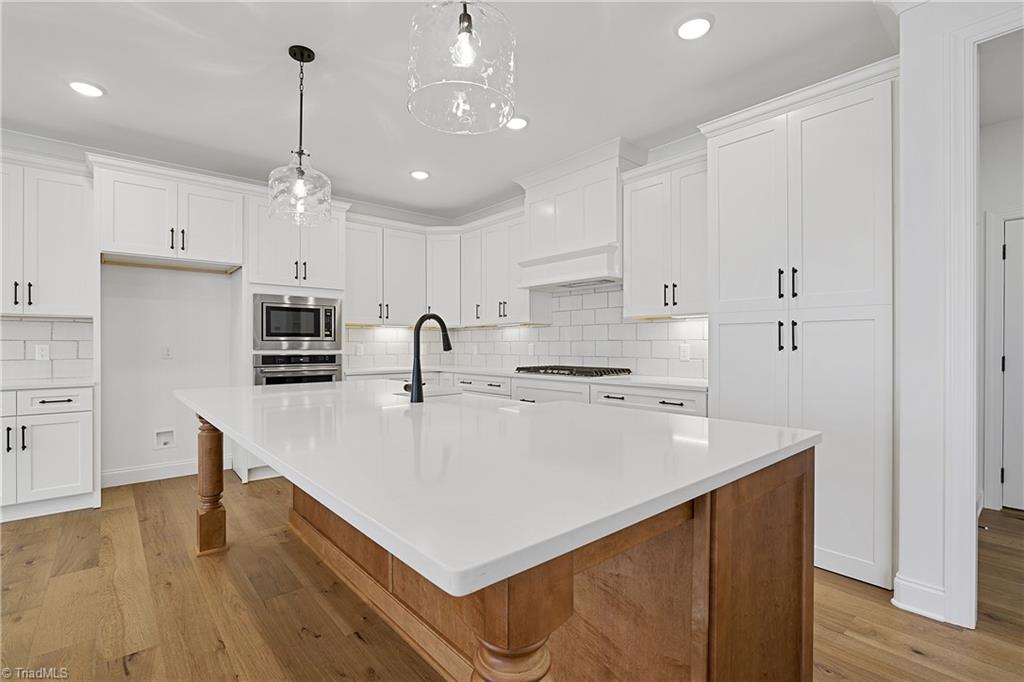 8520 Parkchester Place Oak Ridge, NC 27310 - Photo 13 of 50