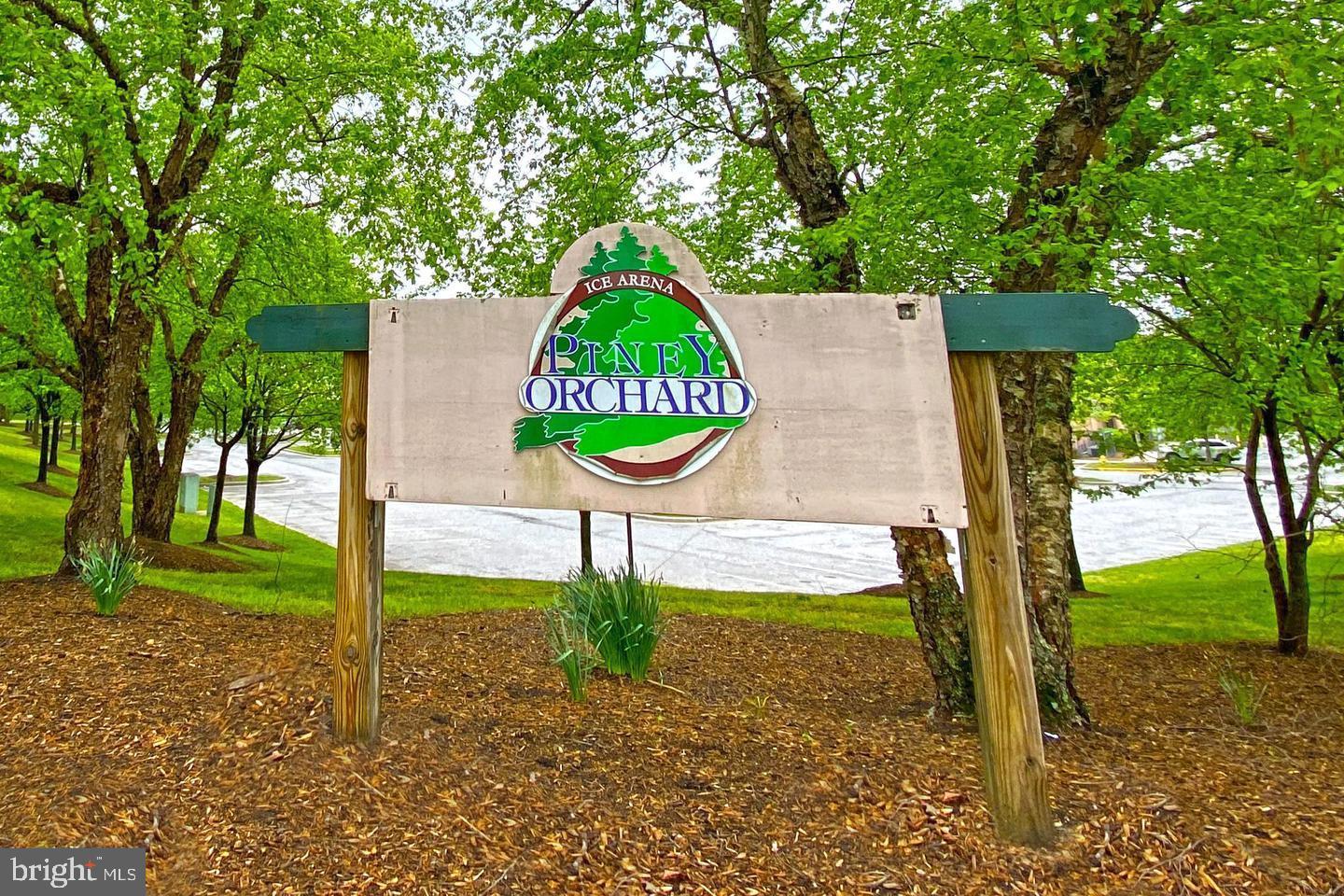 2407 Warm Spring Way Odenton, MD 21113 - Photo 39 of 45 a sign board with a park