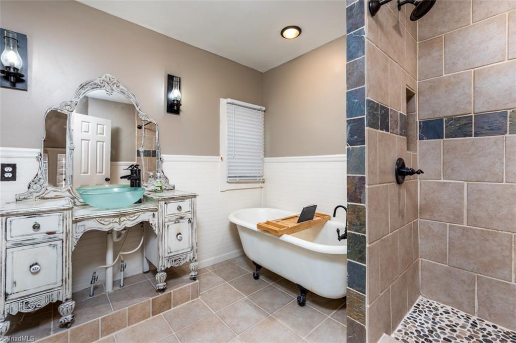 840 Falconbridge Road Rural Hall, NC 27045 - Photo 9 of 29