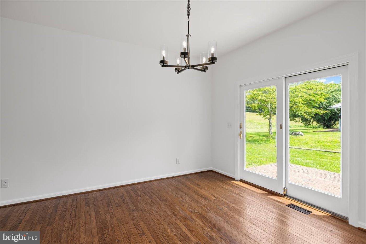 274 Aaron Mountain Road Castleton, VA 22716 - Photo 12 of 76 Dining room w/ outdoor views.