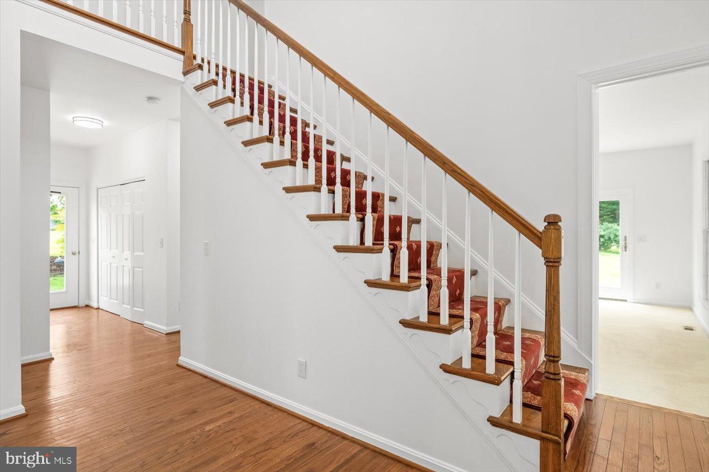 274 Aaron Mountain Road Castleton, VA 22716 - Photo 9 of 76 Inviting foyer with elegant staircase.