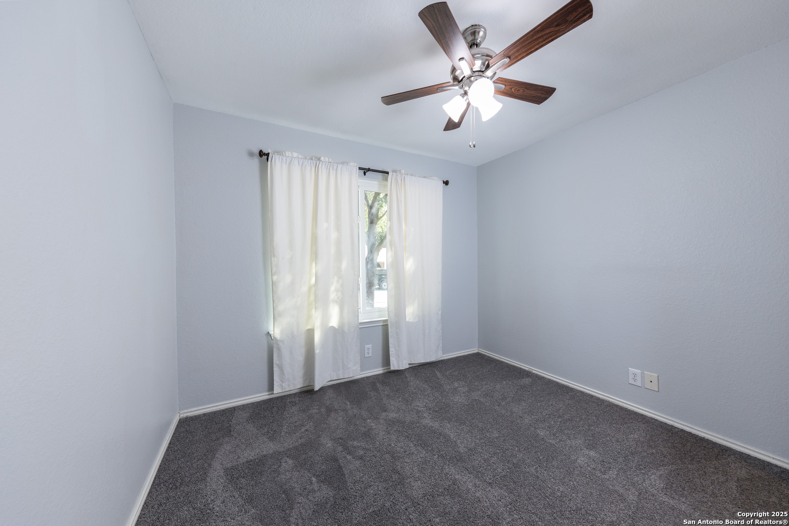 15522 Flowing Spring San Antonio, TX 78247 - Photo 19 of 33