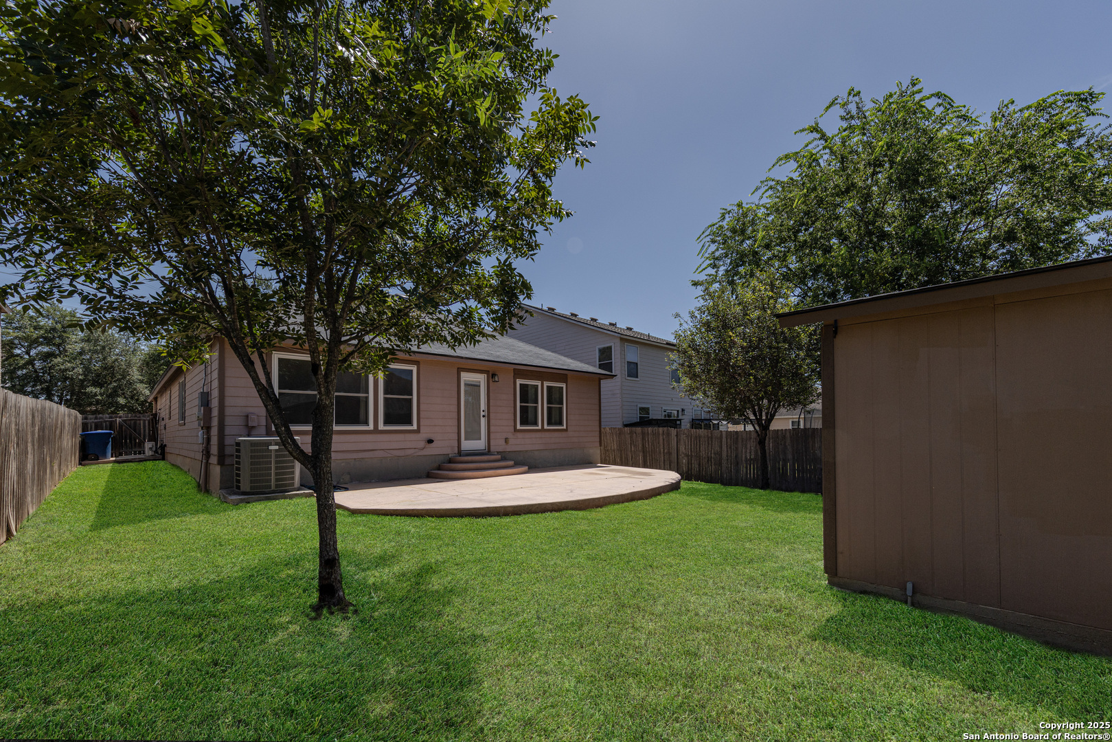 15522 Flowing Spring San Antonio, TX 78247 - Photo 3 of 33