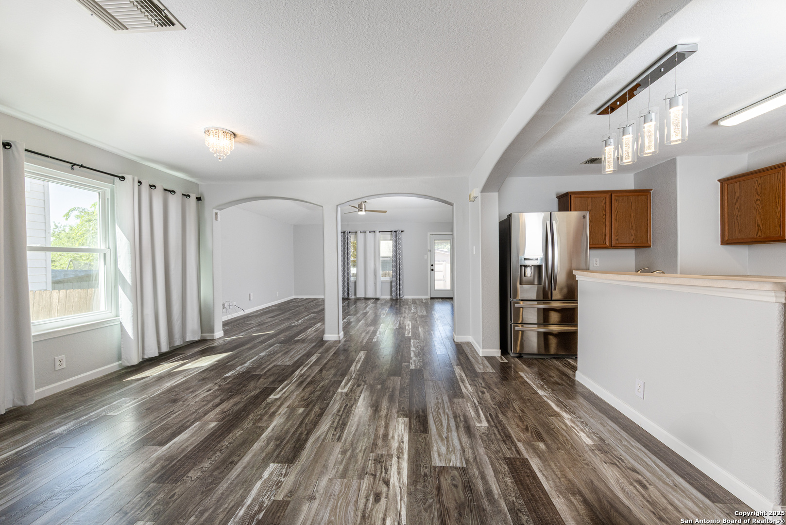 15522 Flowing Spring San Antonio, TX 78247 - Photo 4 of 33