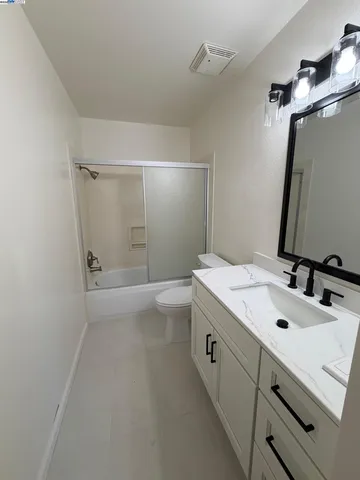 $2,500 | 5425 Concord Boulevard, Unit G8, Concord, CA 94521