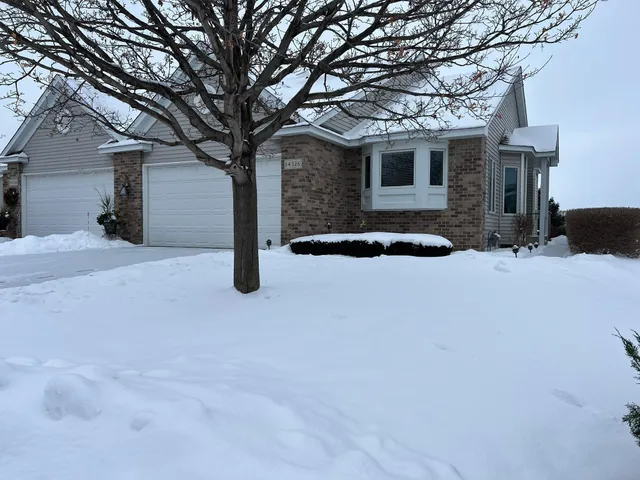 $400,000 | 14326 Peninsula Point Drive, Savage, MN 55378