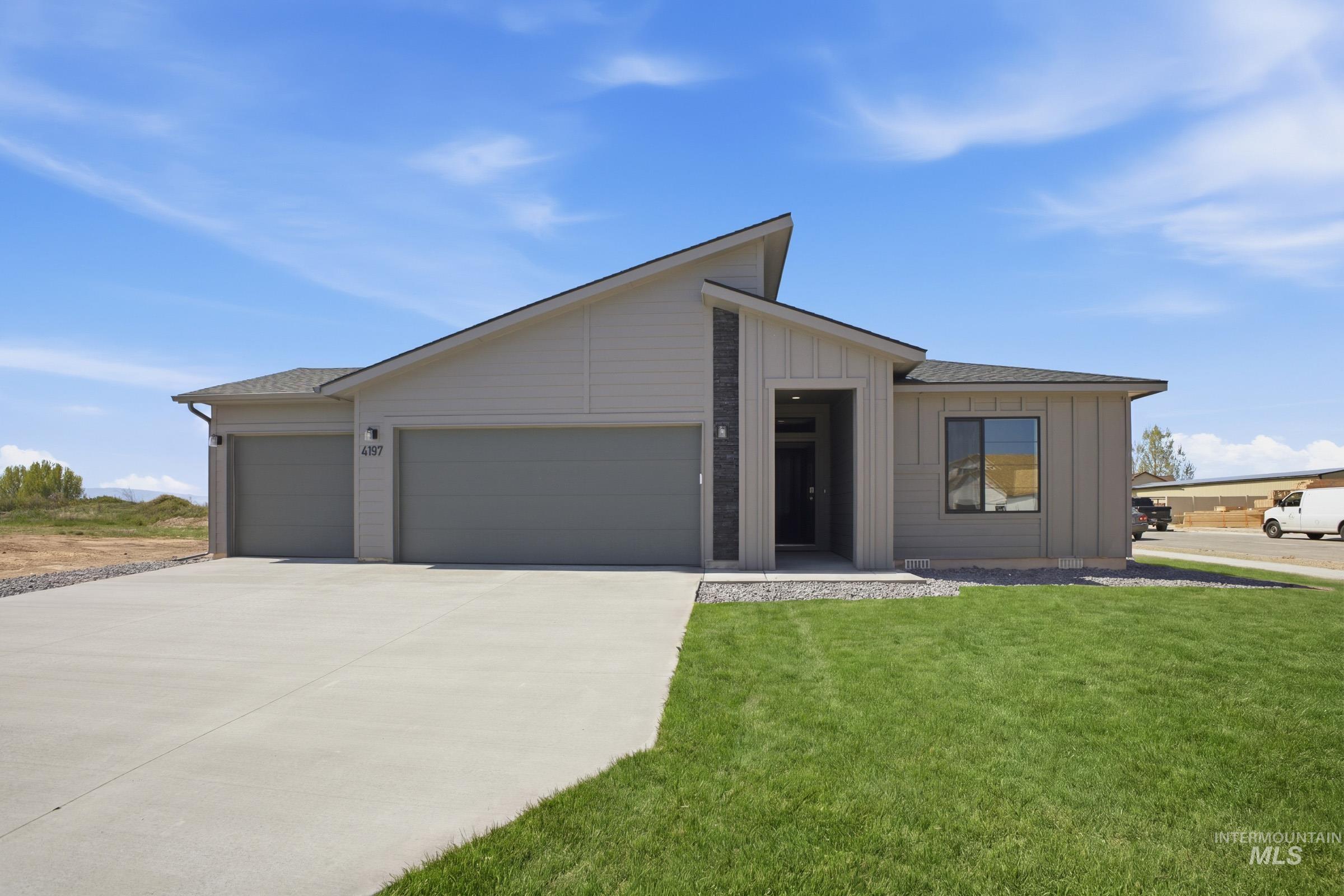 14106 Winding Street Caldwell, ID 83607 - Photo 1 of 18