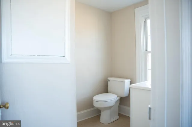 $4,200 | 395 Bishop Hollow Road, Unit C, Newtown Square, PA 19073