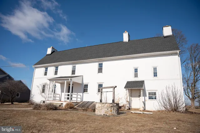 $4,200 | 395 Bishop Hollow Road, Unit C, Newtown Square, PA 19073