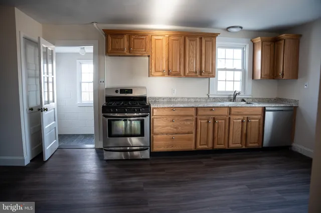 $4,200 | 395 Bishop Hollow Road, Unit C, Newtown Square, PA 19073