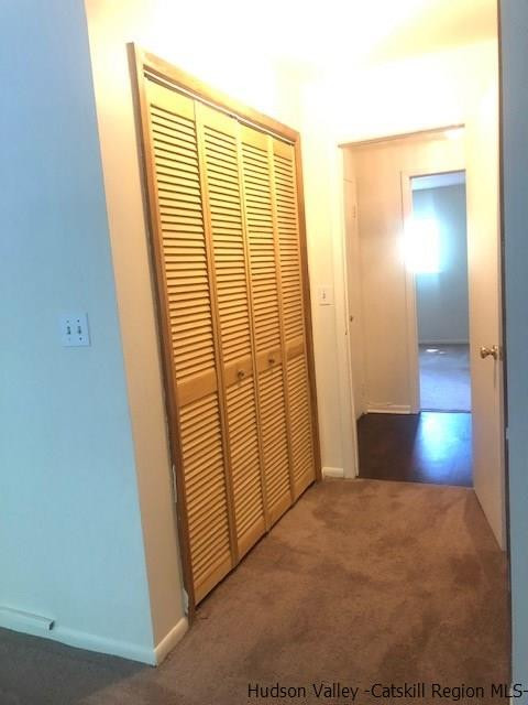 26 Cooper Road, Unit 807 Poughkeepsie, NY 12603 - Photo 2 of 4 a view of gallery with window