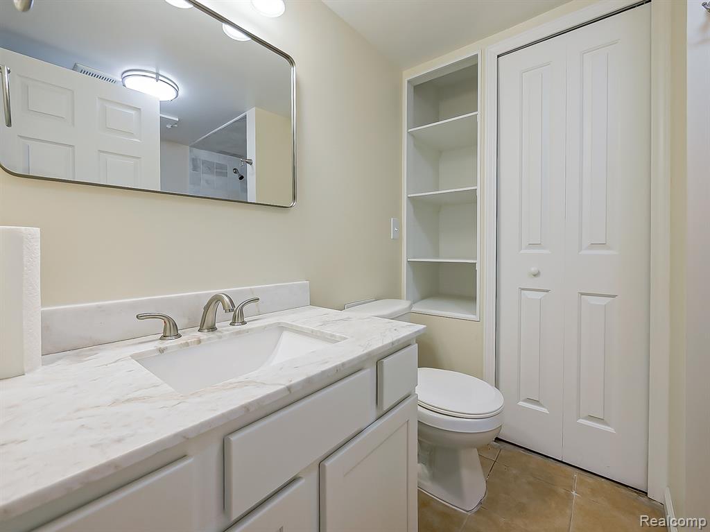 8701 Brookville Road Plymouth, MI 48170 - Photo 28 of 51