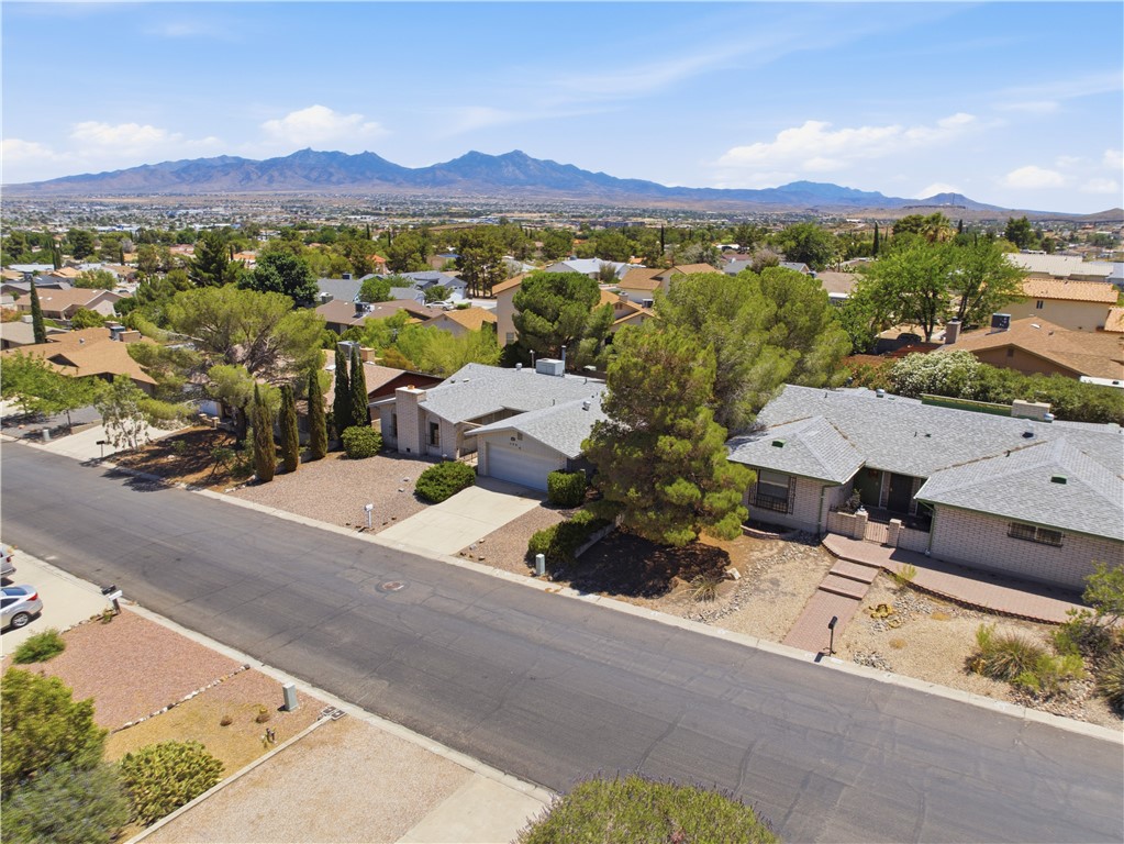 590 Ridgecrest Drive Kingman, AZ 86409 - Photo 7 of 33 an aerial view of multiple house