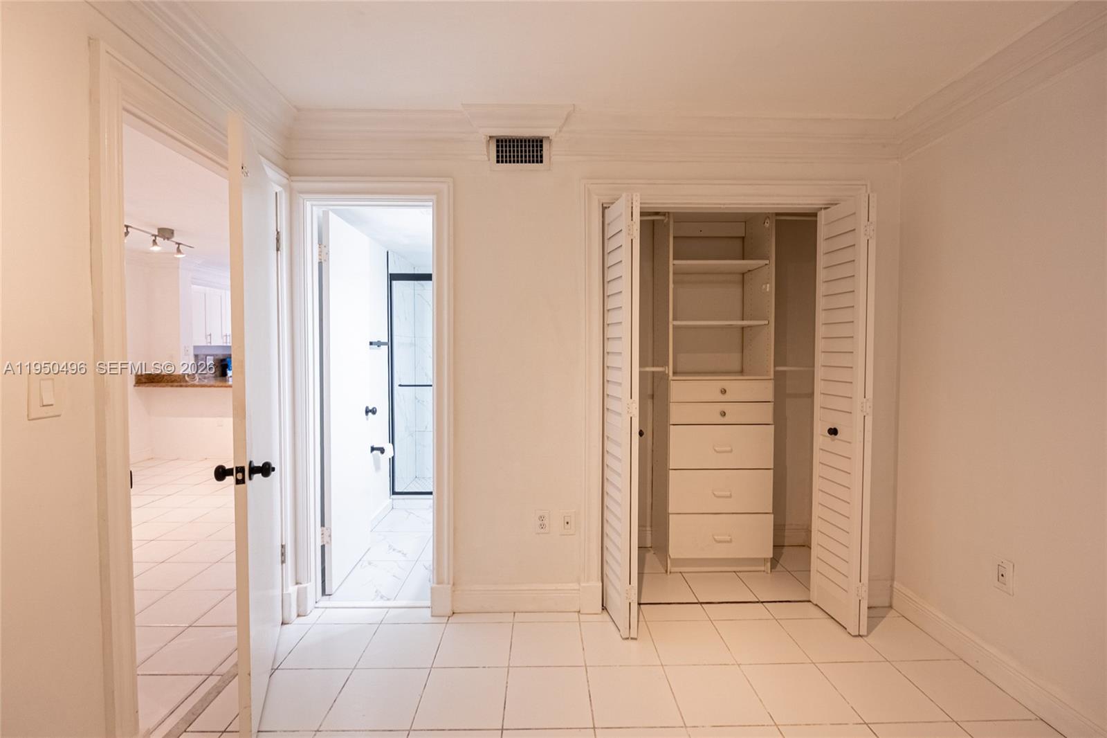 2575 Southwest 27th Avenue, Unit 308 Miami, FL 33133 - Photo 13 of 20