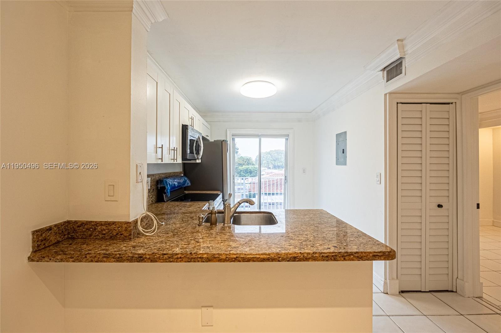2575 Southwest 27th Avenue, Unit 308 Miami, FL 33133 - Photo 3 of 20