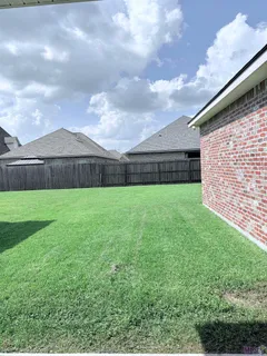 $315,000 | 654 Beaumont Drive, Gonzales, LA 70737