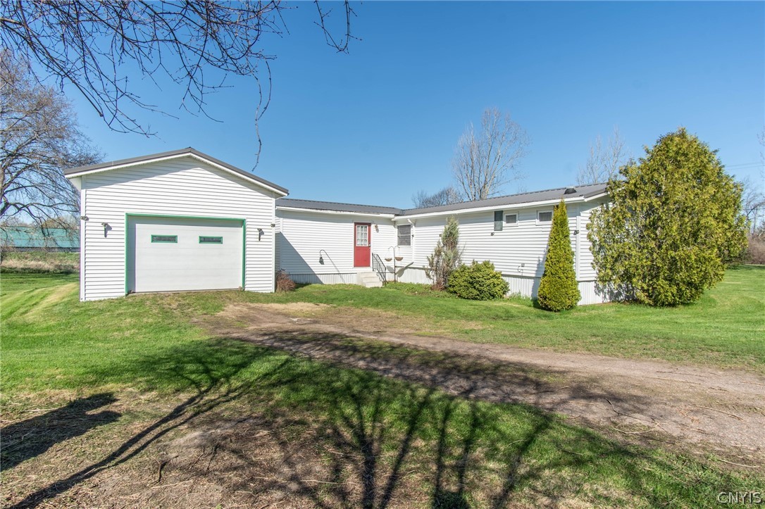 36976 State Street Clayton, NY 13624 - Photo 1 of 15