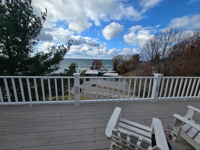 $1,450,000 | 17778 North Shore Estates Road, Spring Lake, MI 49456