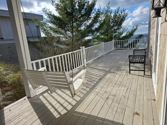 $1,450,000 | 17778 North Shore Estates Road, Spring Lake, MI 49456