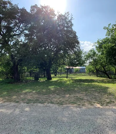 $20,000 | 1308 Melville Street, Unit 5/8, Brady, TX 76825