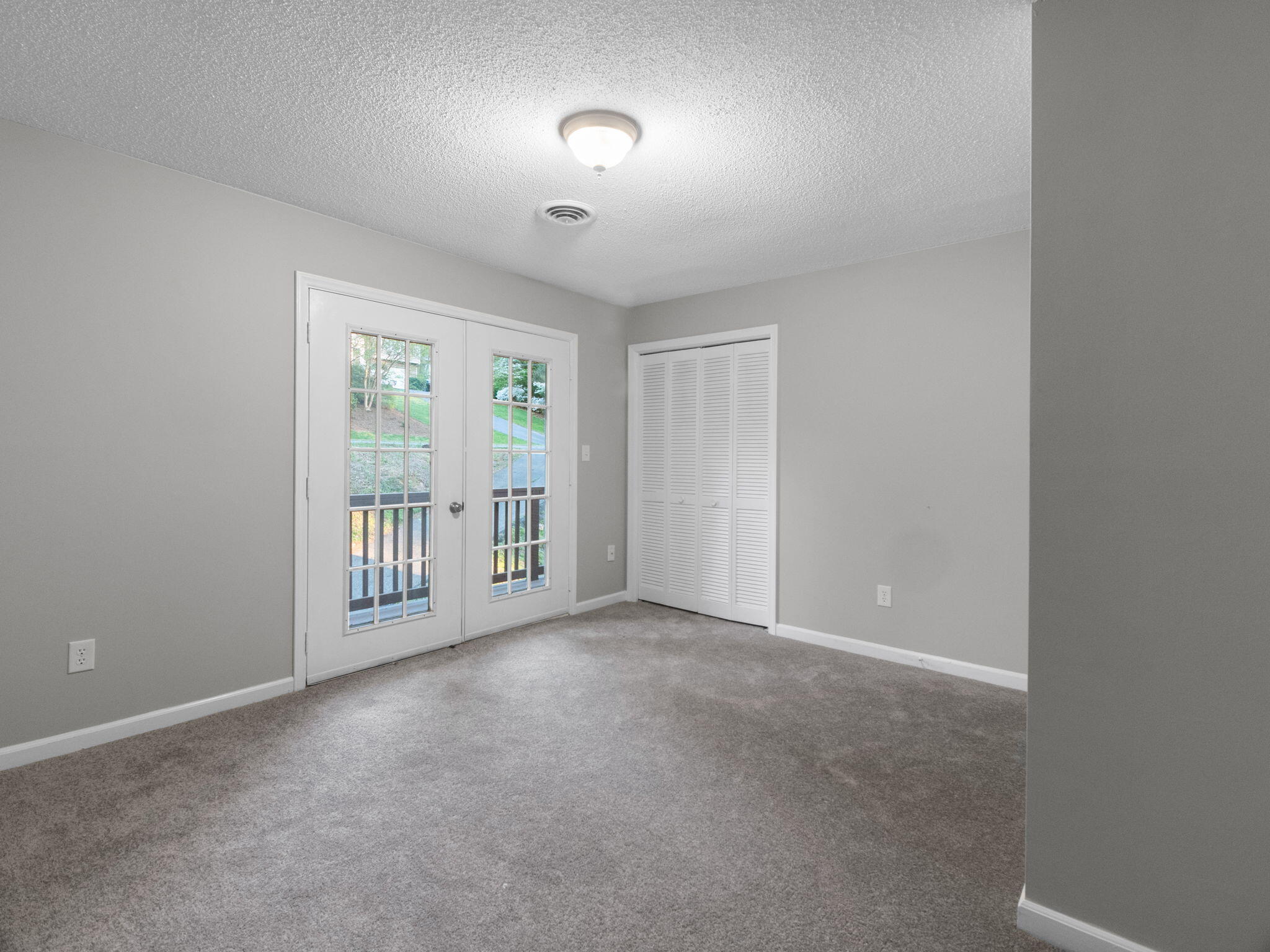 195 Ramble Road Collinsville, VA 24078 - Photo 19 of 39 19 Upper Level Bedroom (2)
