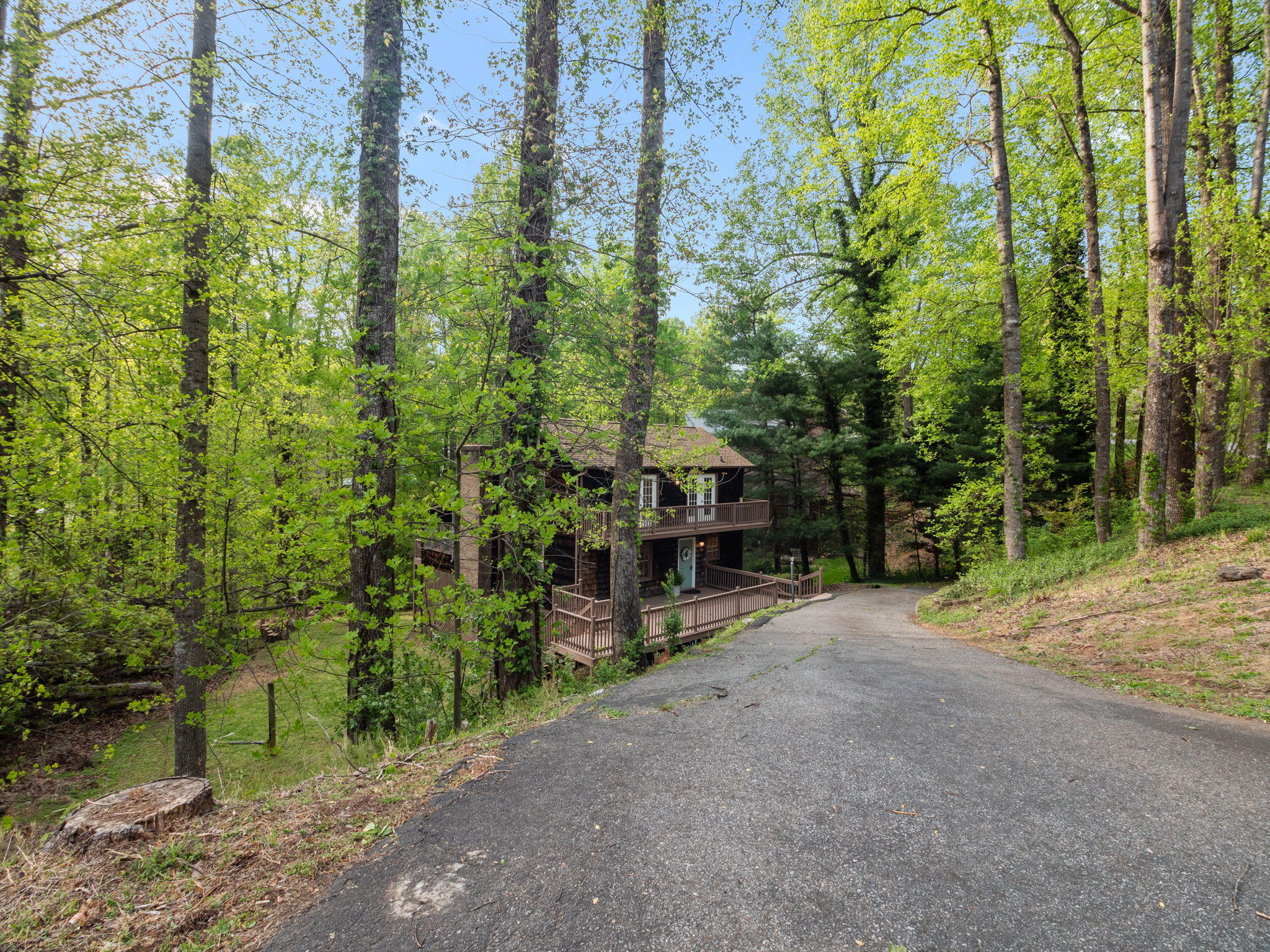 195 Ramble Road Collinsville, VA 24078 - Photo 38 of 39 38 Paved Drive