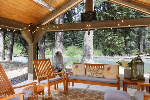 a view of an outdoor space with seating area