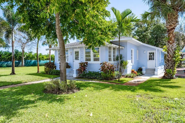 $3,250 | 1716 Mercer Avenue, West Palm Beach, FL 33401