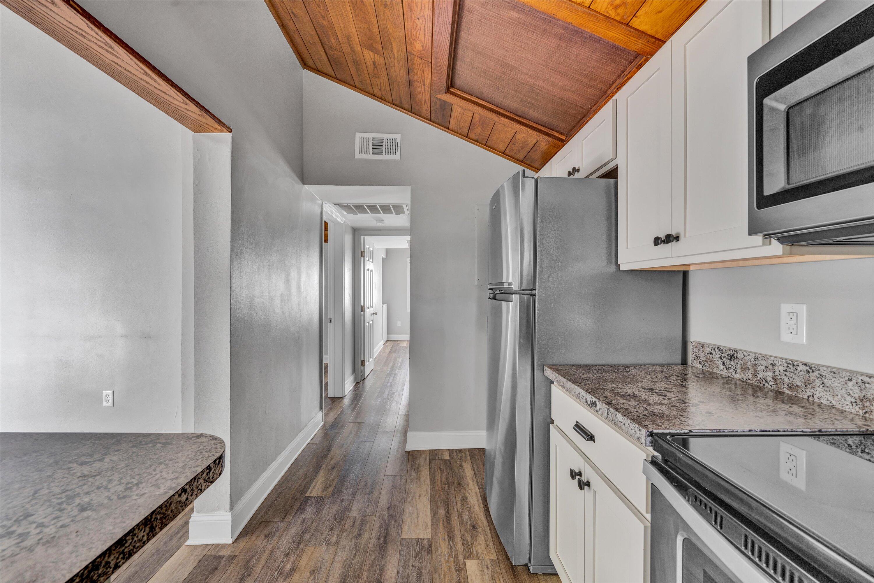 8610 Willow Branch Road Boones Mill, VA 24065 - Photo 12 of 26 11-DSC00052