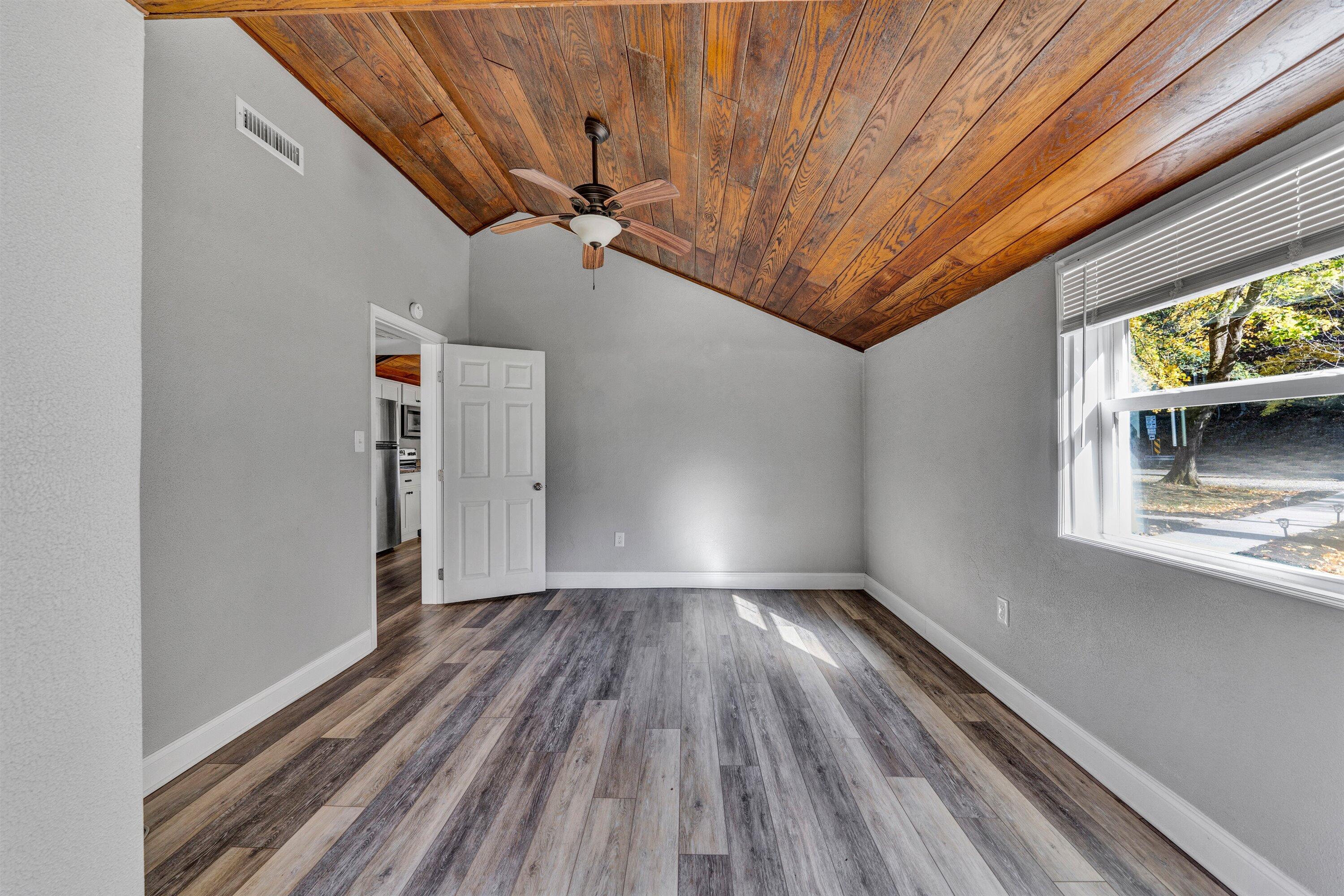 8610 Willow Branch Road Boones Mill, VA 24065 - Photo 15 of 26 14-9520fecd-bf88-4864-8ba7-950abe69f1b1