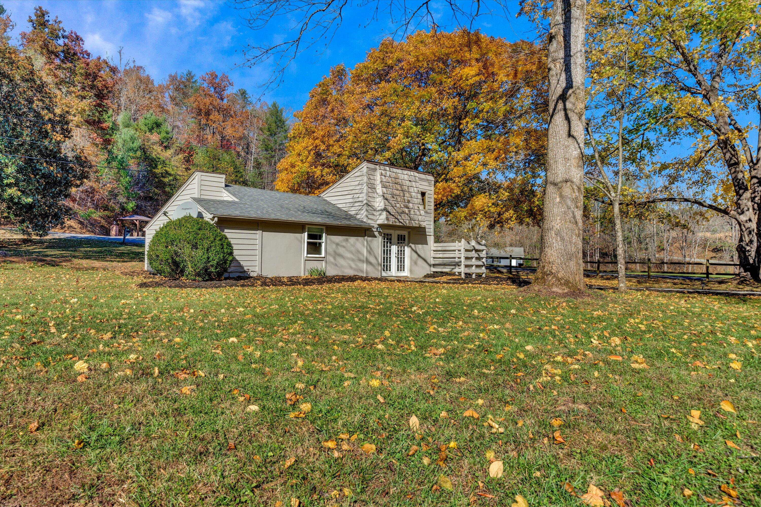 8610 Willow Branch Road Boones Mill, VA 24065 - Photo 23 of 26 22-DSC00013