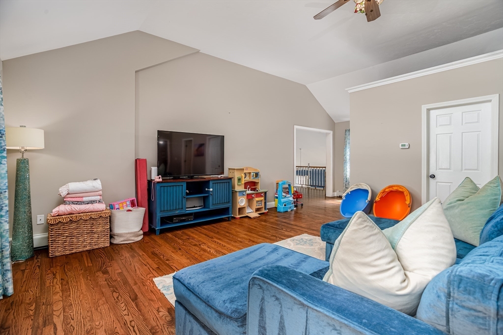 12 Cole Farm Road Lancaster, MA 01523 - Photo 23 of 39