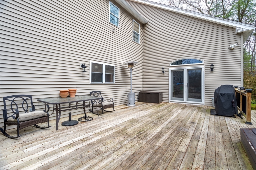 12 Cole Farm Road Lancaster, MA 01523 - Photo 8 of 39