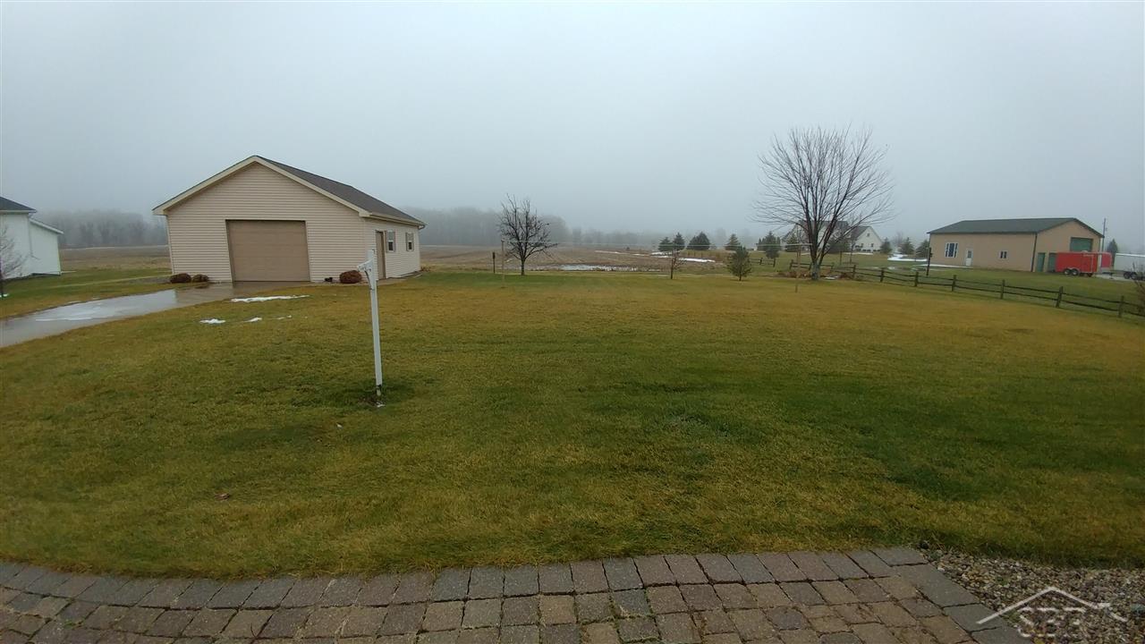 4516 Lone Road Freeland, MI 48623 - Photo 7 of 42 31311111-6.JPG