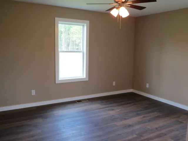 $279,000 | 2300 Charley Davis Road, Goodspring, TN 38460