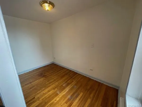 a view of utility room