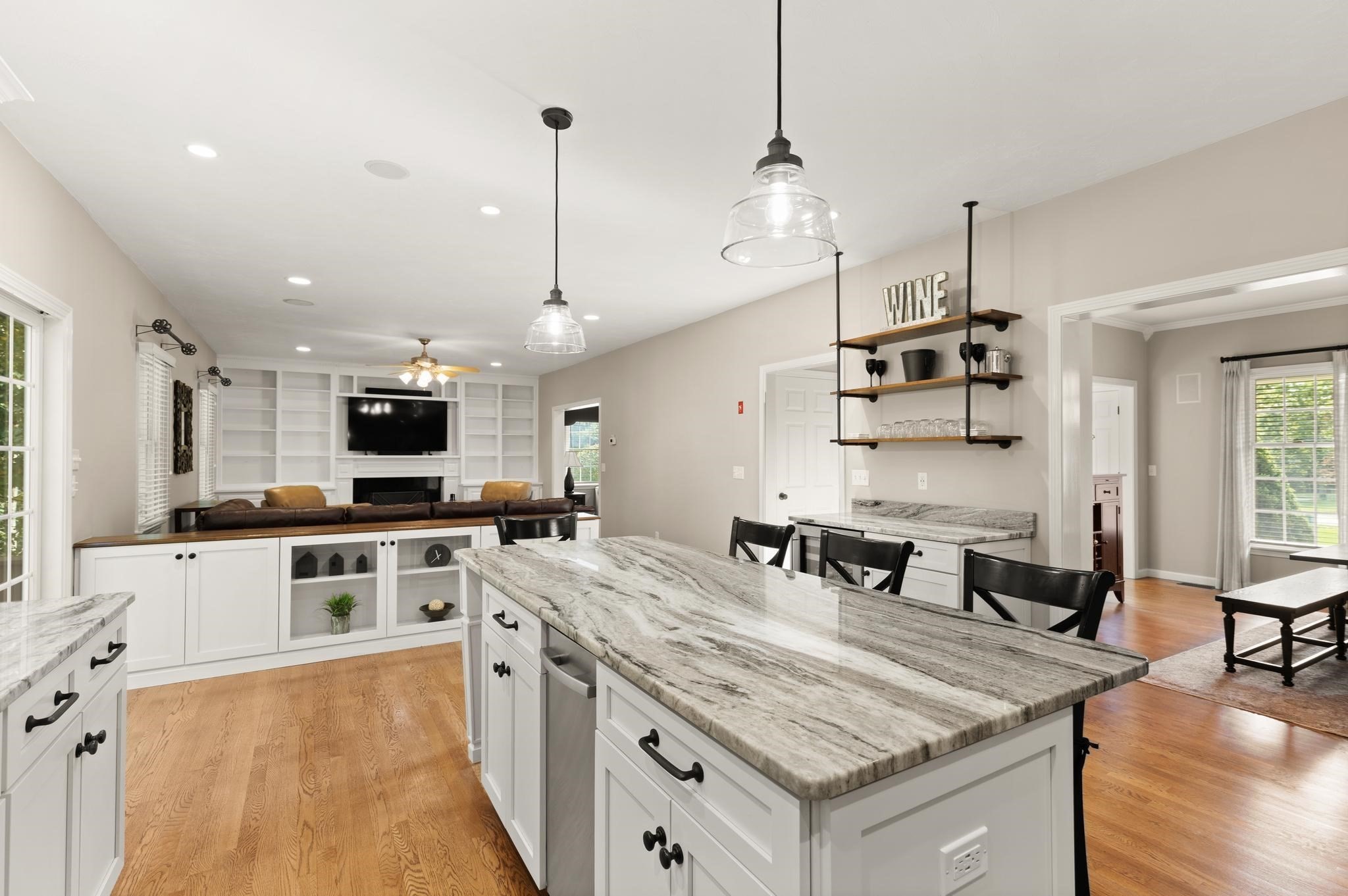 19 Acorn Road Easton, MA 02356 - Photo 9 of 38 Gallery Image 9