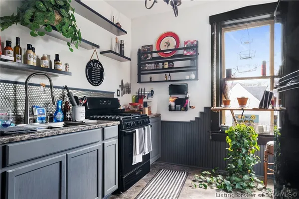 $425,000 | 845 West Main Street, Madison, IN 47250