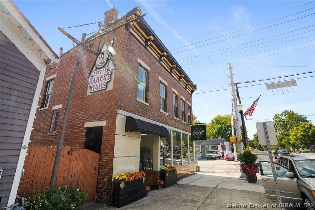 845 West Main Street Madison, IN 47250 - Photo 19 of 30