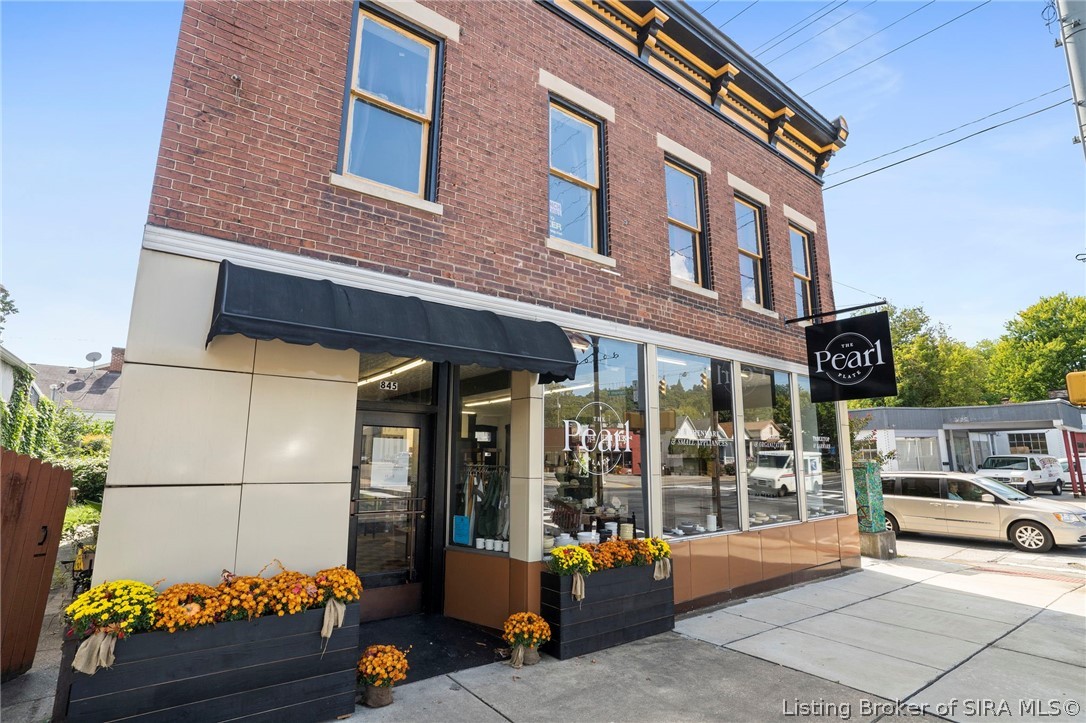845 West Main Street Madison, IN 47250 - Photo 2 of 30